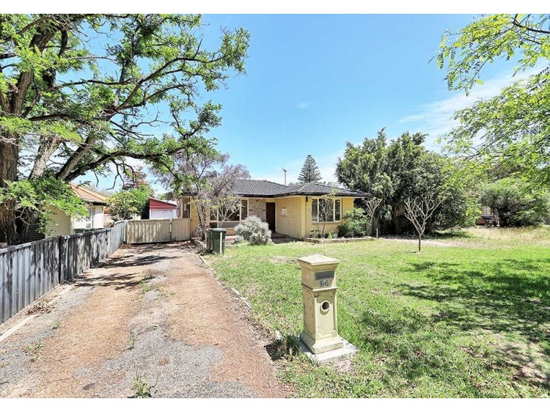 24 Netherwood Road, High Wycombe WA 6057