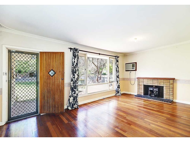 24 Netherwood Road, High Wycombe WA 6057