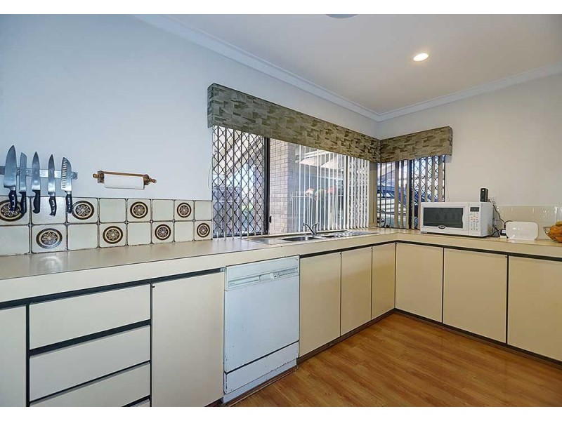 4 Marylebone Court, Alexander Heights WA 6064