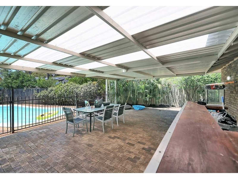 4 Marylebone Court, Alexander Heights WA 6064