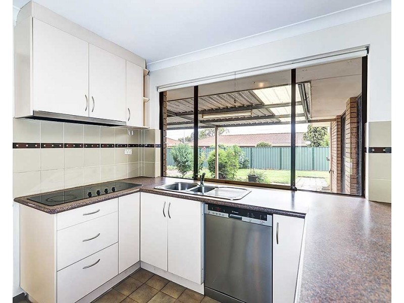 21 Berle Way, High Wycombe WA 6057