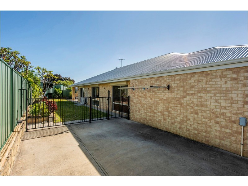 252 Adelaide Street, High Wycombe WA 6057