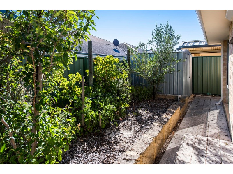 252 Adelaide Street, High Wycombe WA 6057