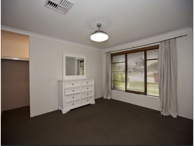 8 Norwich Way, High Wycombe WA 6057