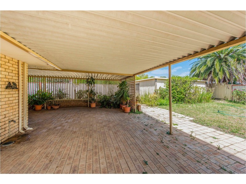 51 Kookaburra Crescent, High Wycombe WA 6057