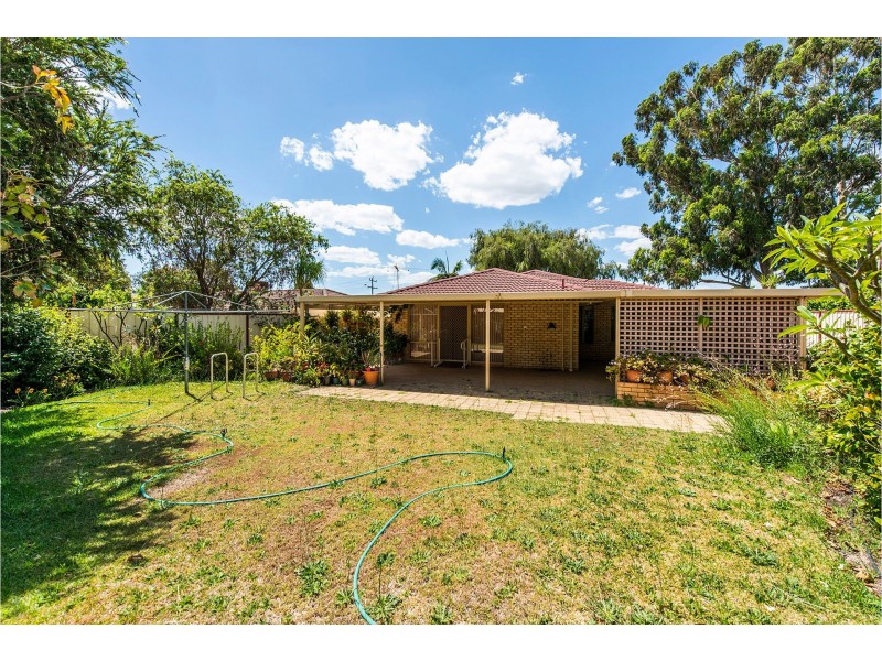 51 Kookaburra Crescent, High Wycombe WA 6057