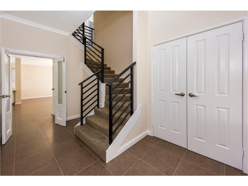 1/42 Gladstone Road, Rivervale WA 6103