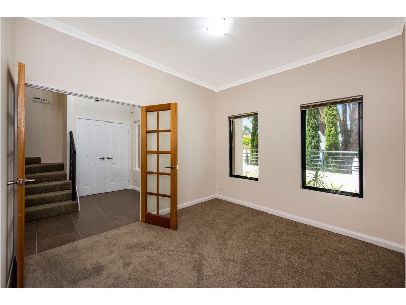 1/42 Gladstone Road, Rivervale WA 6103