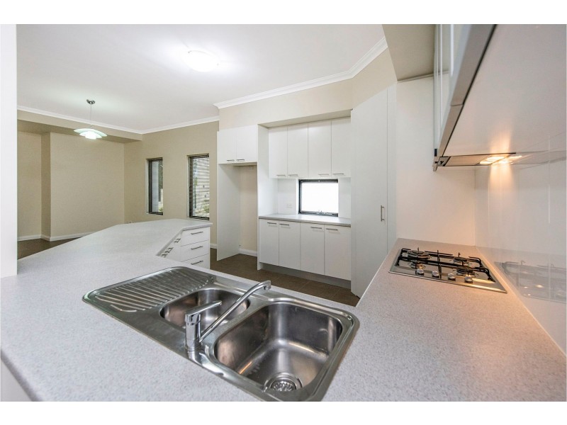 1/42 Gladstone Road, Rivervale WA 6103