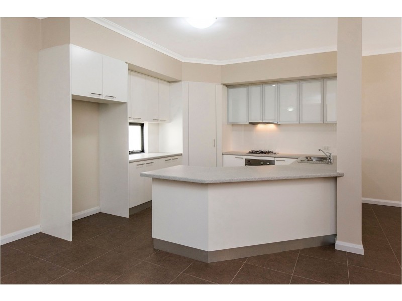 1/42 Gladstone Road, Rivervale WA 6103