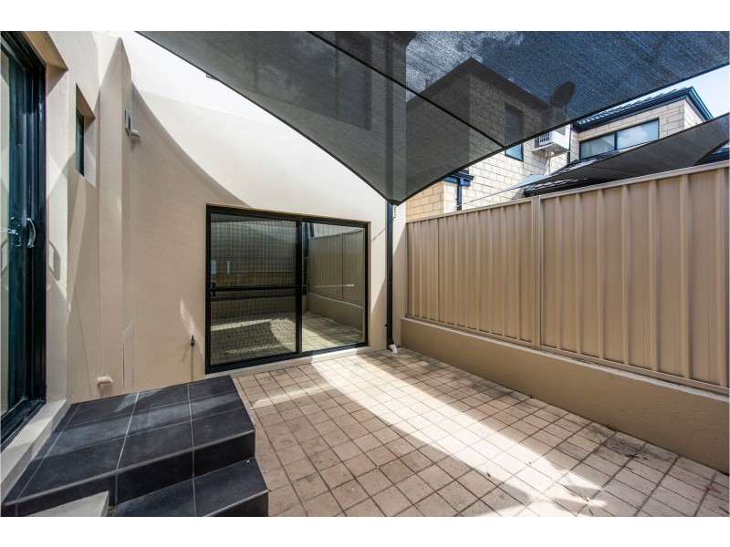 1/42 Gladstone Road, Rivervale WA 6103