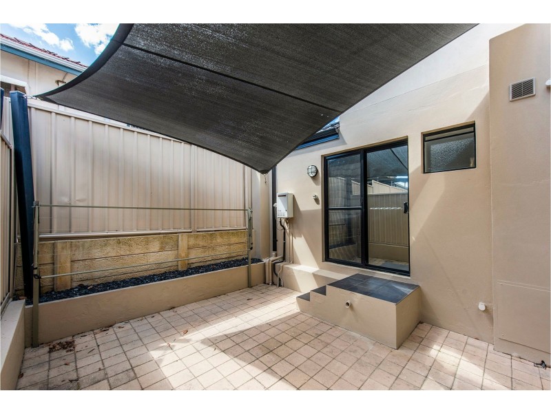 1/42 Gladstone Road, Rivervale WA 6103