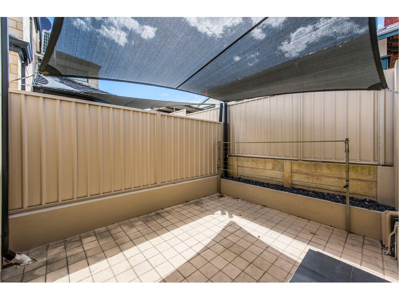 1/42 Gladstone Road, Rivervale WA 6103