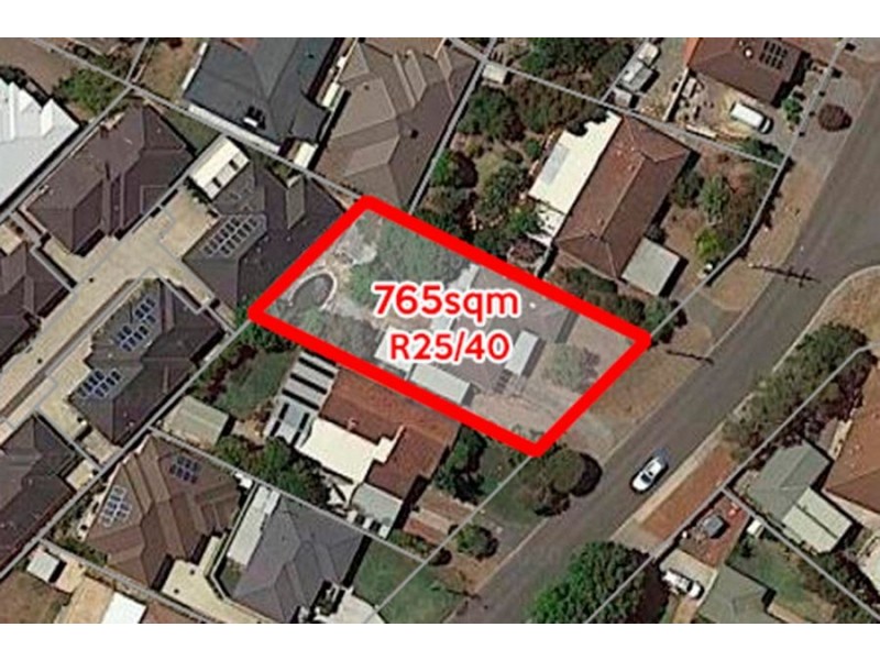 11 Hawkevale Road, High Wycombe WA 6057