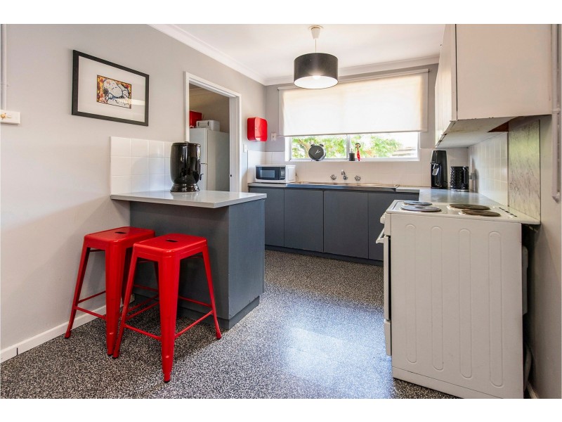 11 Hawkevale Road, High Wycombe WA 6057