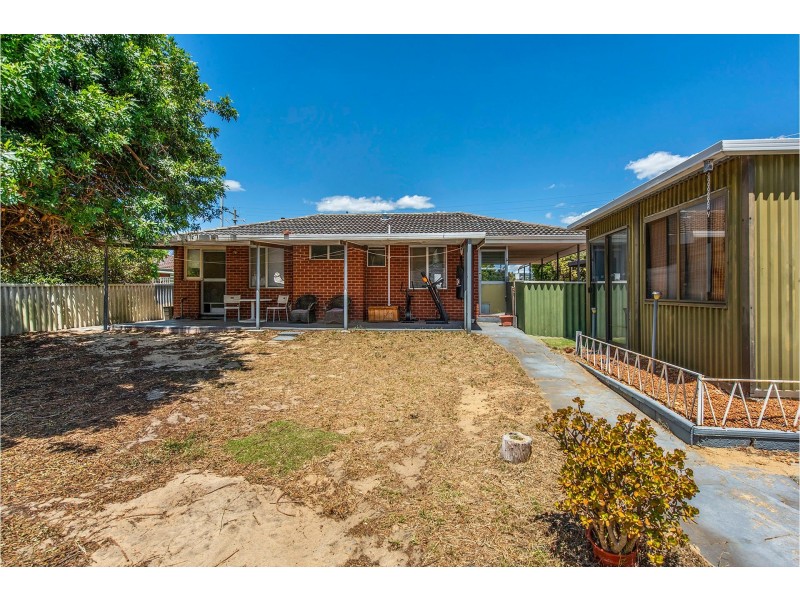 11 Hawkevale Road, High Wycombe WA 6057