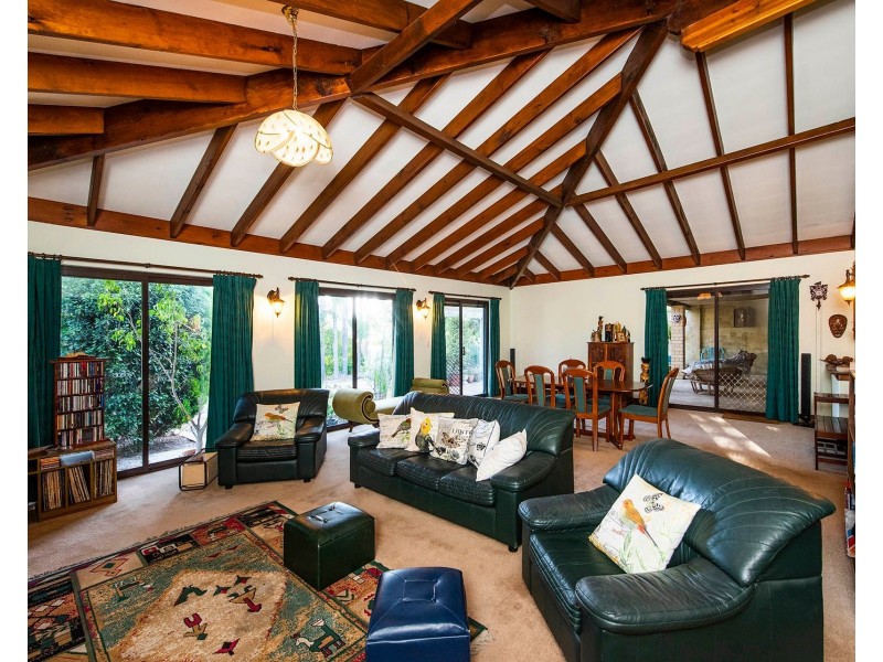 463 Kalamunda Road, High Wycombe WA 6057