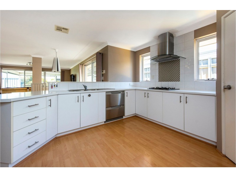 280 Adelaide Street, High Wycombe WA 6057