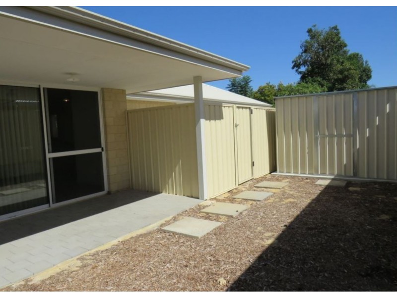 5/4 Abercorn Road, Forrestfield WA 6058