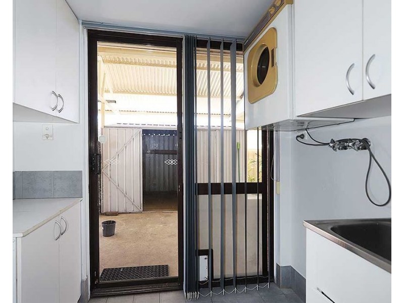 74 Kookaburra Crescent, High Wycombe WA 6057