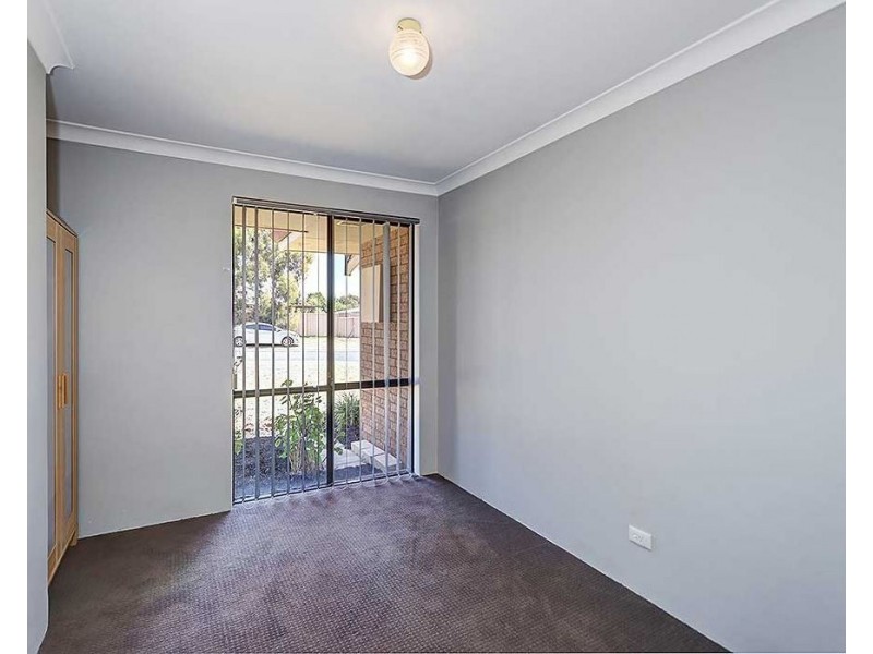 74 Kookaburra Crescent, High Wycombe WA 6057