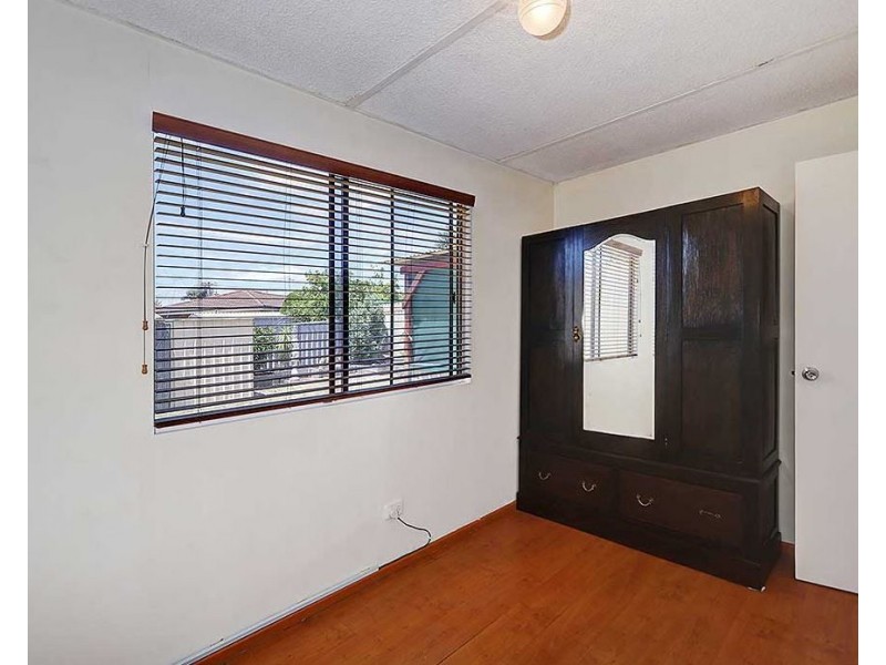 74 Kookaburra Crescent, High Wycombe WA 6057