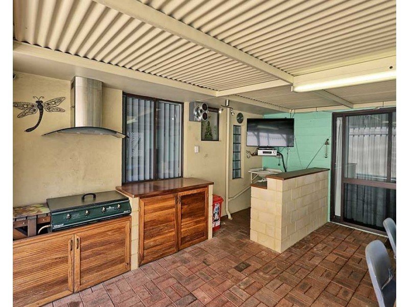 74 Kookaburra Crescent, High Wycombe WA 6057