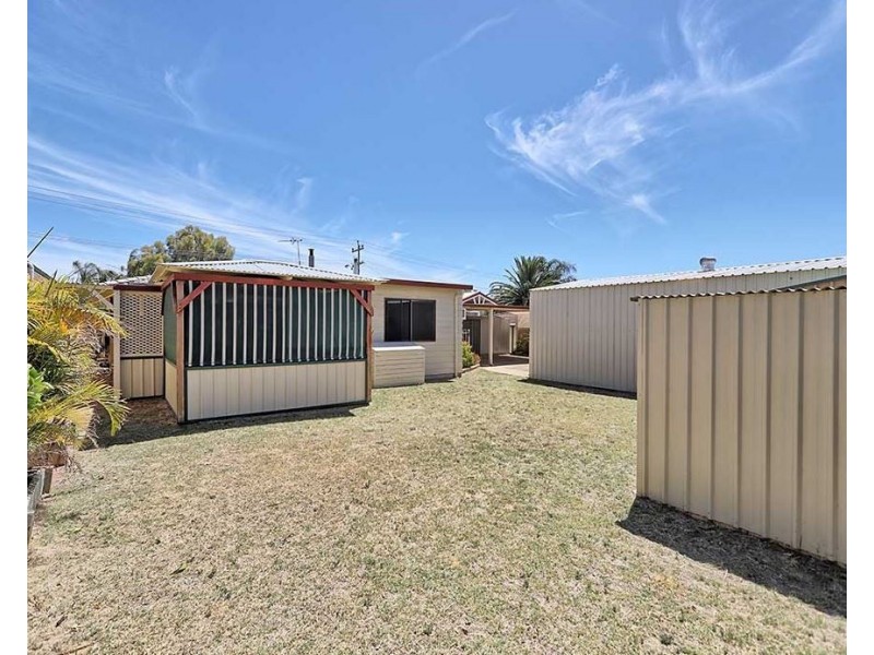 74 Kookaburra Crescent, High Wycombe WA 6057