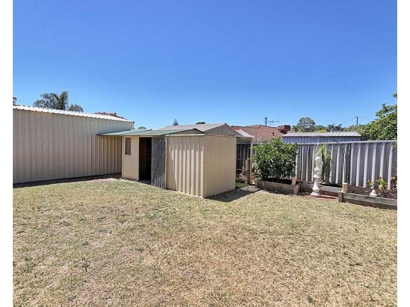 74 Kookaburra Crescent, High Wycombe WA 6057