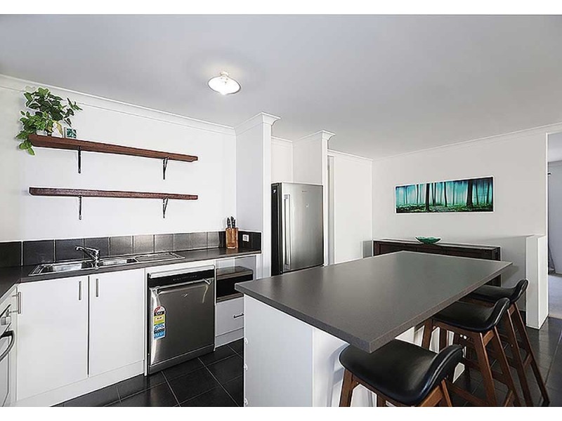 1B Jarril Place, Koongamia WA 6056