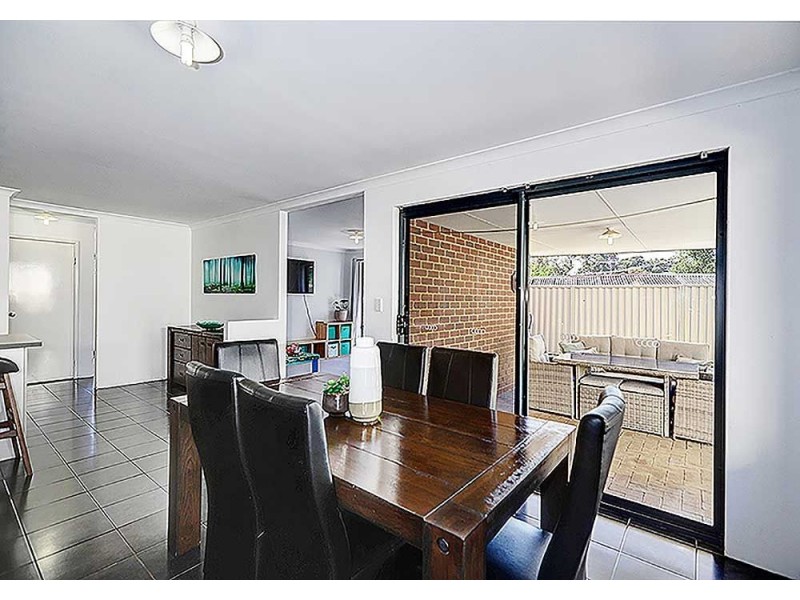 1B Jarril Place, Koongamia WA 6056