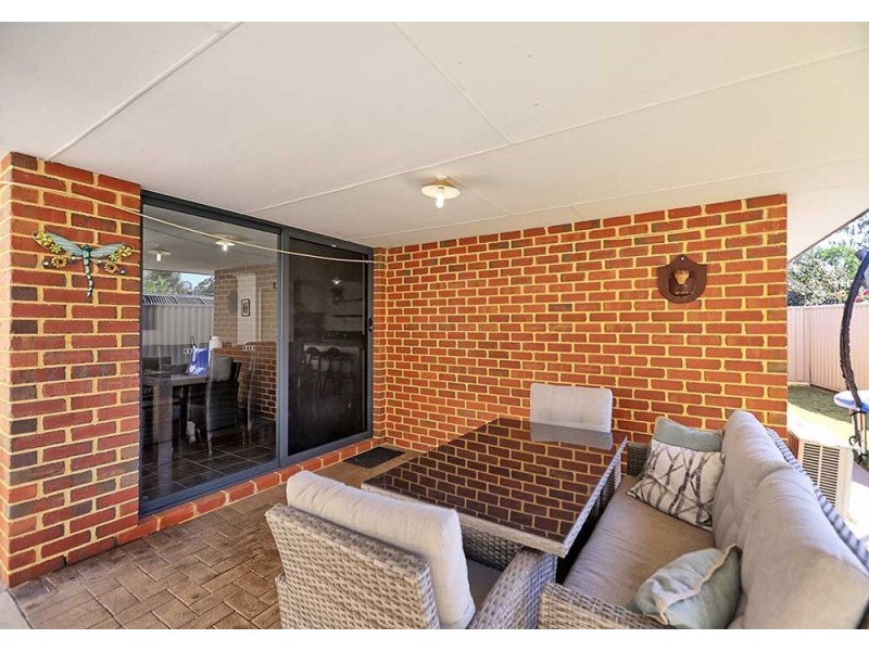 1B Jarril Place, Koongamia WA 6056