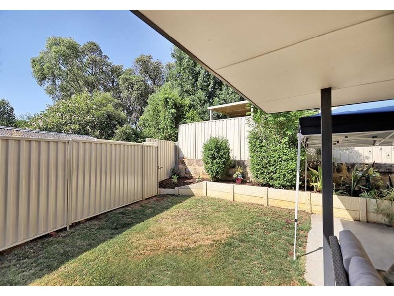 1B Jarril Place, Koongamia WA 6056