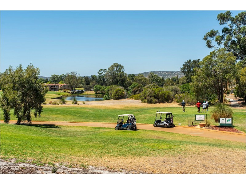 113 Pavilion Circle, The Vines WA 6069