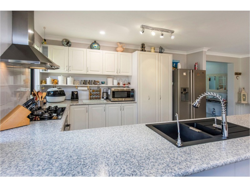 113 Pavilion Circle, The Vines WA 6069