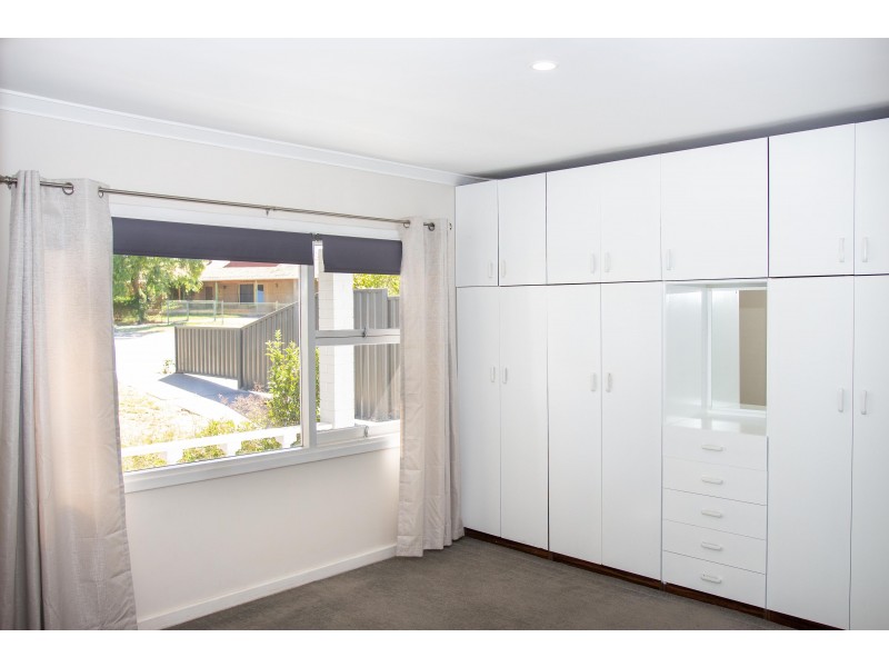 9 Swan Road, High Wycombe WA 6057