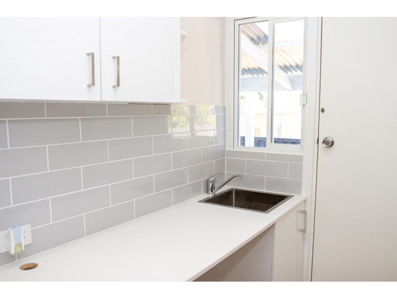 9 Swan Road, High Wycombe WA 6057