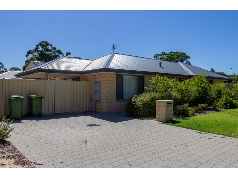27 Hartfield Road, Forrestfield WA 6058