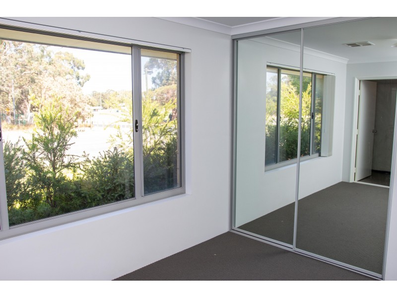 27 Hartfield Road, Forrestfield WA 6058