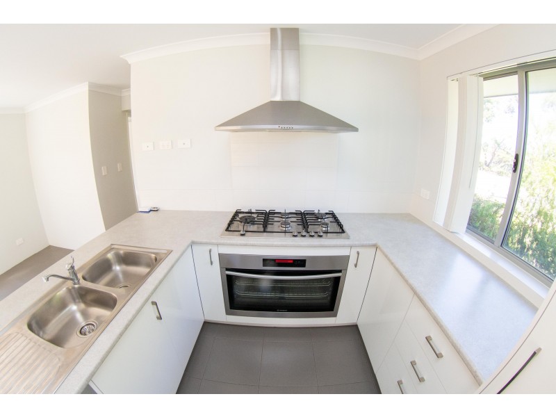 27 Hartfield Road, Forrestfield WA 6058