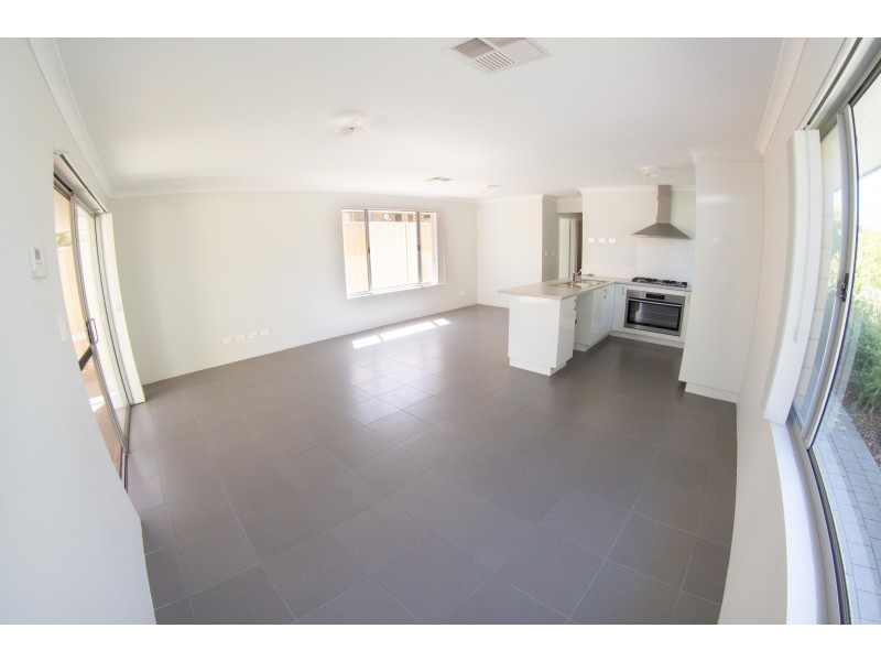 27 Hartfield Road, Forrestfield WA 6058