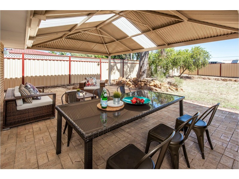 15 Maclarty Way, High Wycombe WA 6057