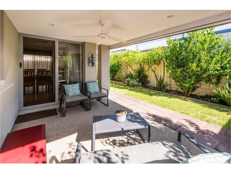 3 Nagal Way, Wattle Grove WA 6107