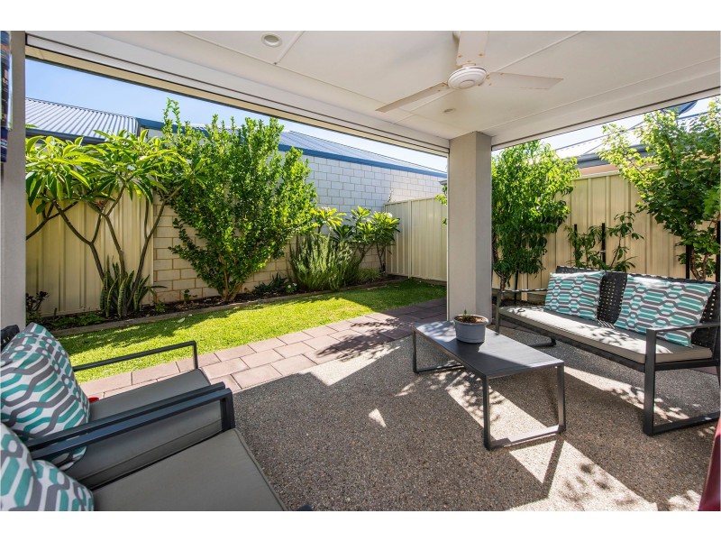 3 Nagal Way, Wattle Grove WA 6107