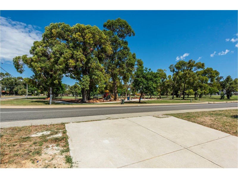 46 Swan Road, High Wycombe WA 6057