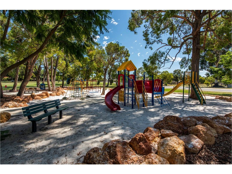 46 Swan Road, High Wycombe WA 6057