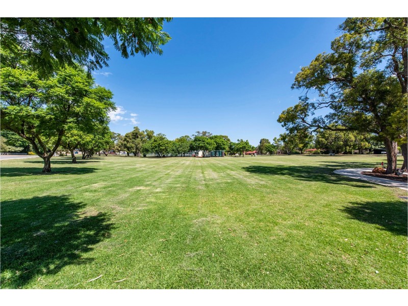 46 Swan Road, High Wycombe WA 6057