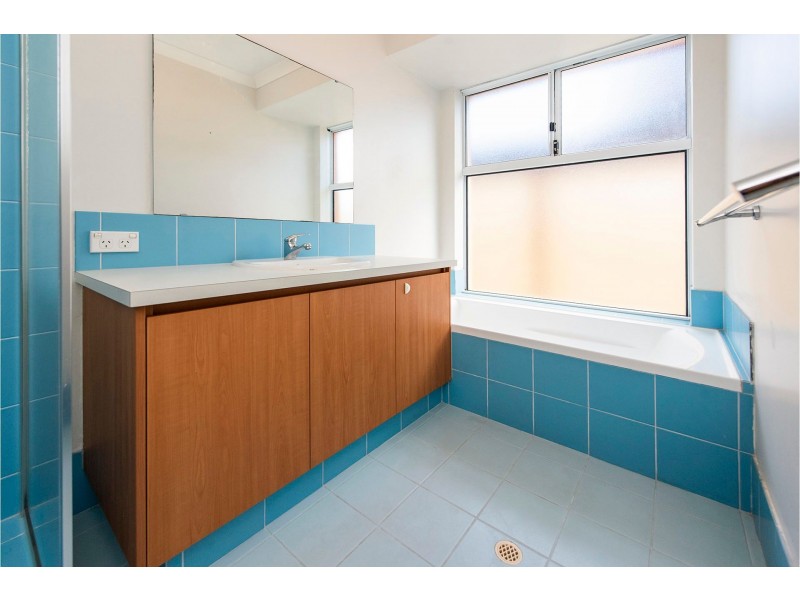 46 Swan Road, High Wycombe WA 6057