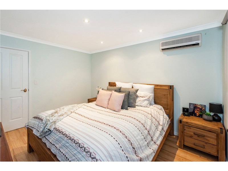 3/2a Frost Street, Swan View WA 6056