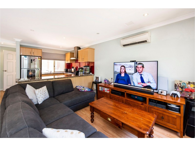 3/2a Frost Street, Swan View WA 6056